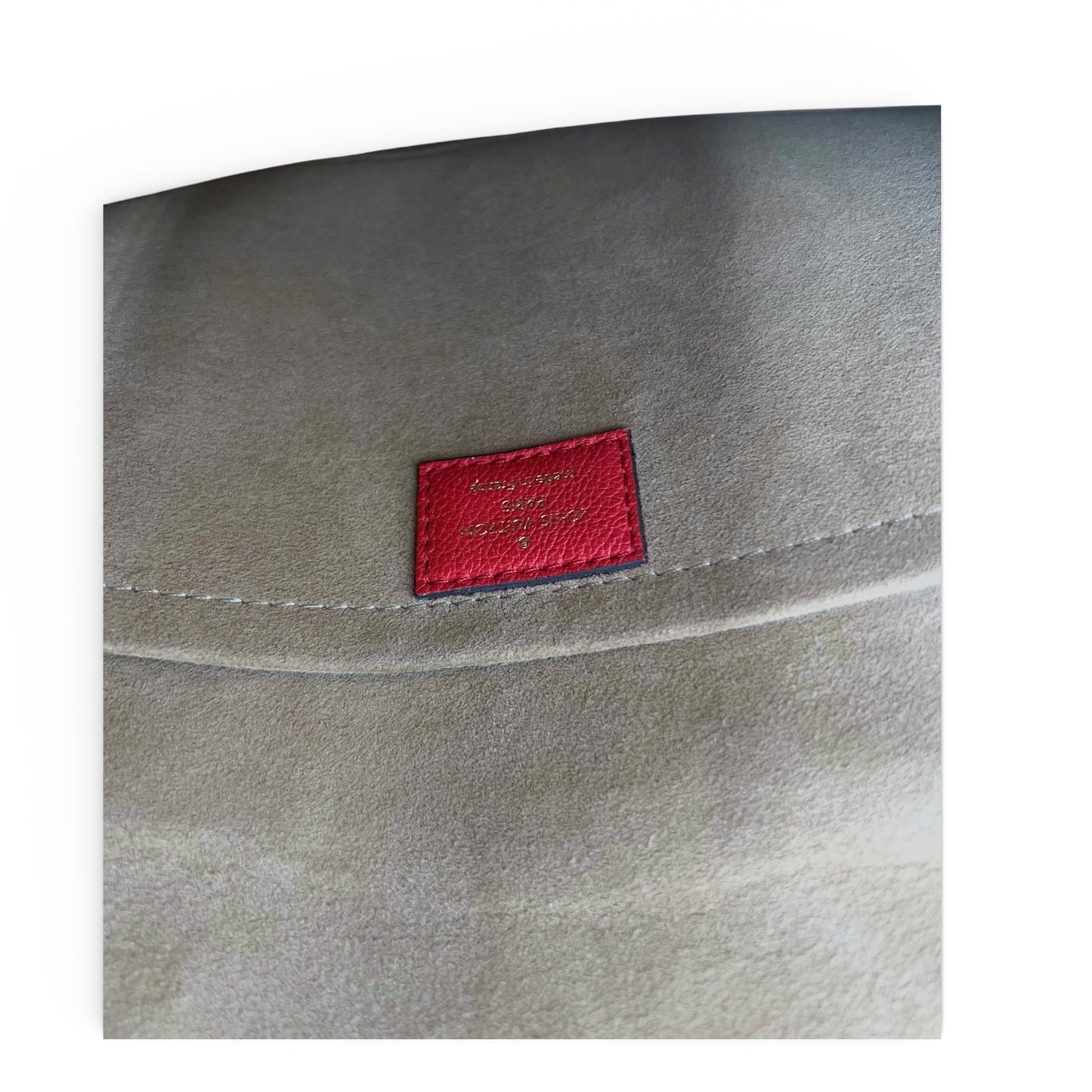 Louis Vuitton Marignan – Monogram Canvas & Rotes Leder