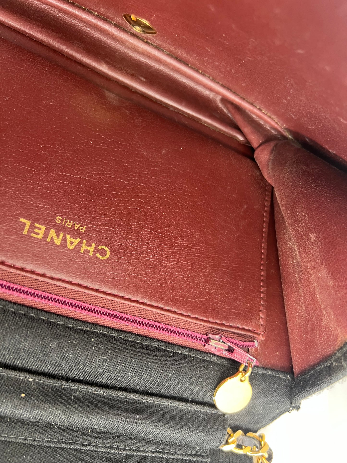 Chanel Matelassé One Flap Classic Schwarz