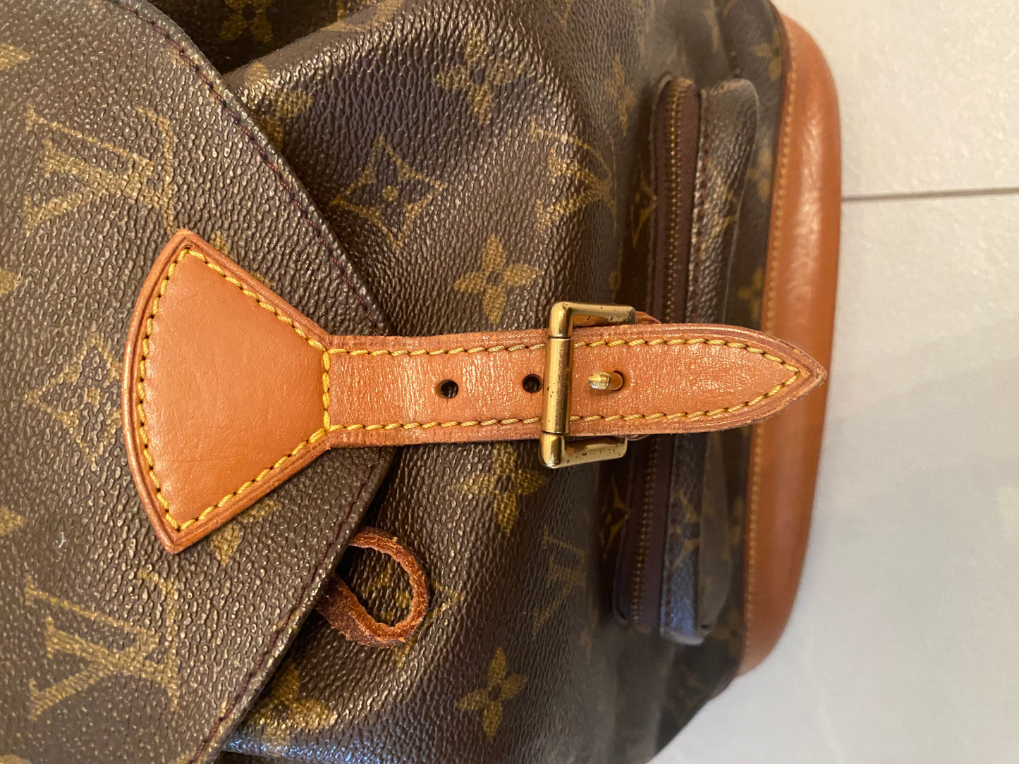 Louis Vuitton Montsouris MM Monogram Canvas