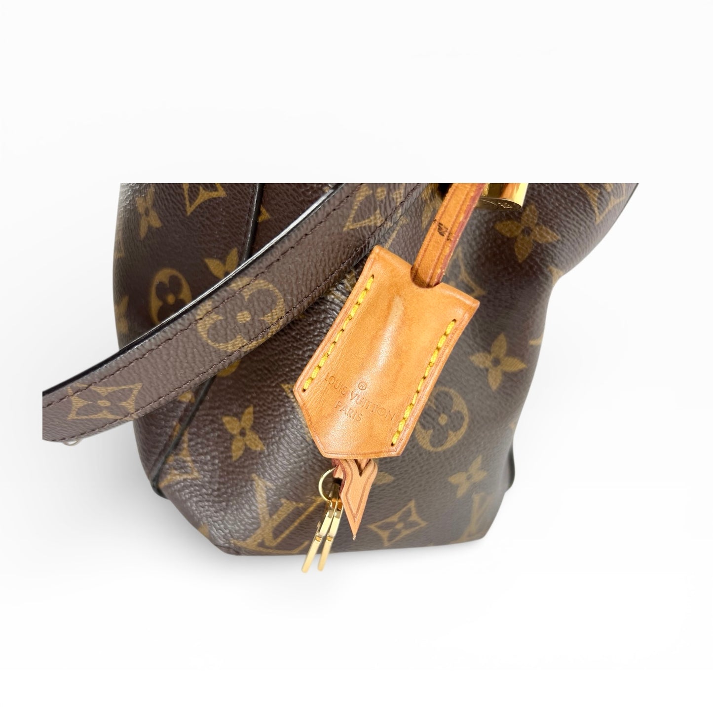 Louis Vuitton Montaigne MM - Monogram Canvas