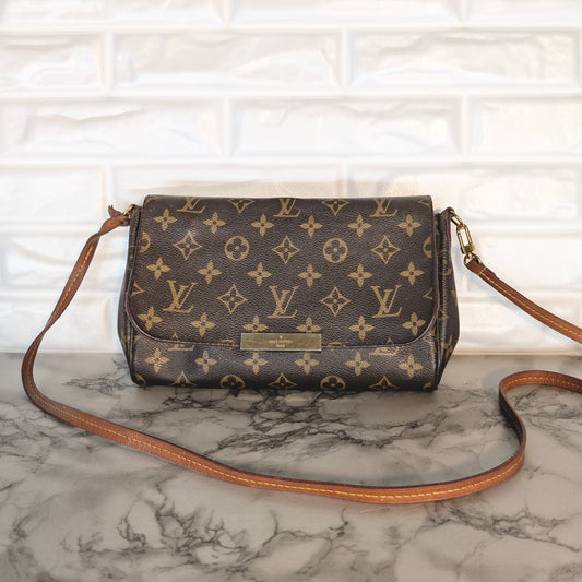 Louis Vuitton Favorite- Monogram Canvas