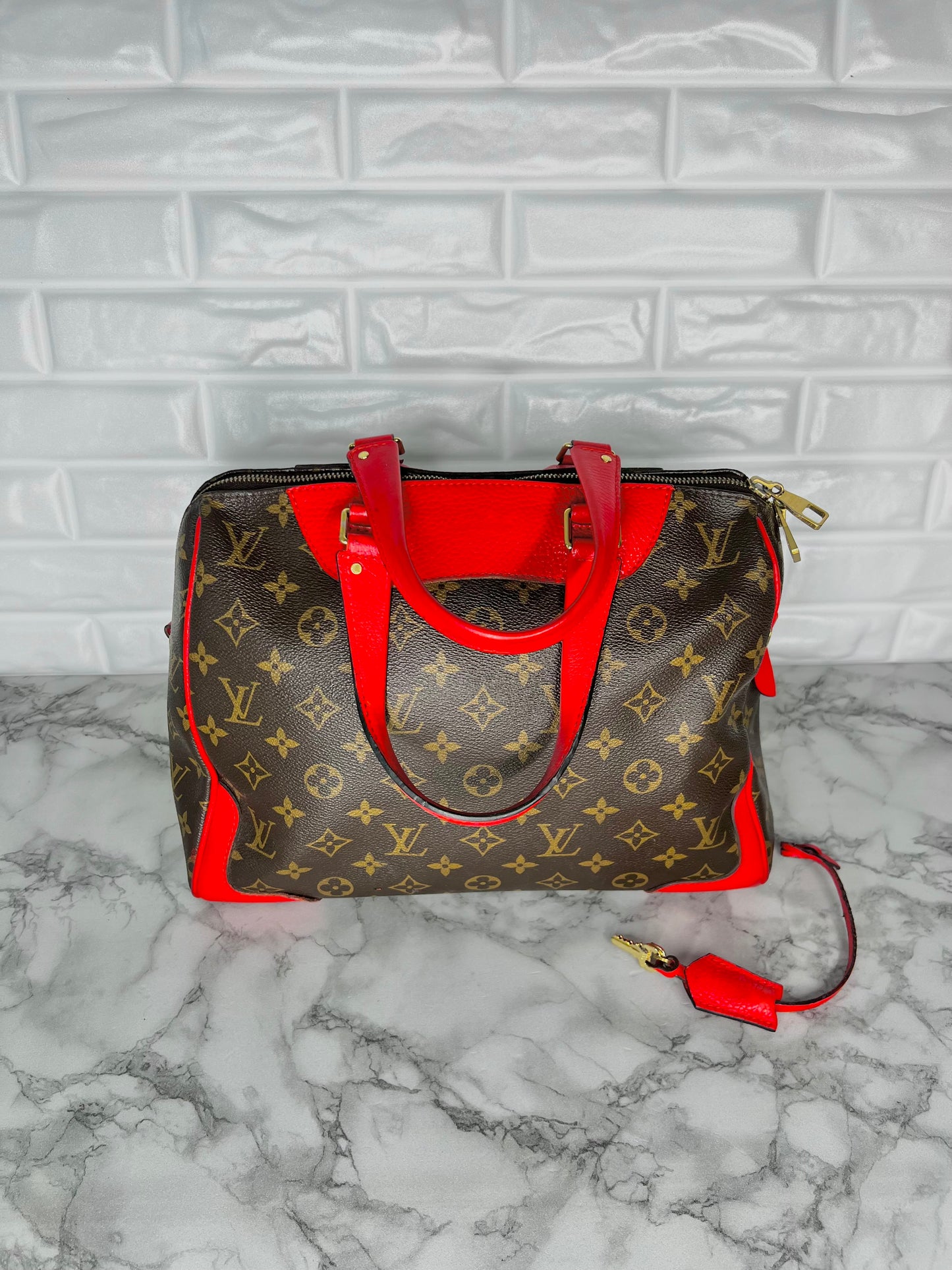 Louis Vuitton Retiro NM - Monogram Canvas / Rot