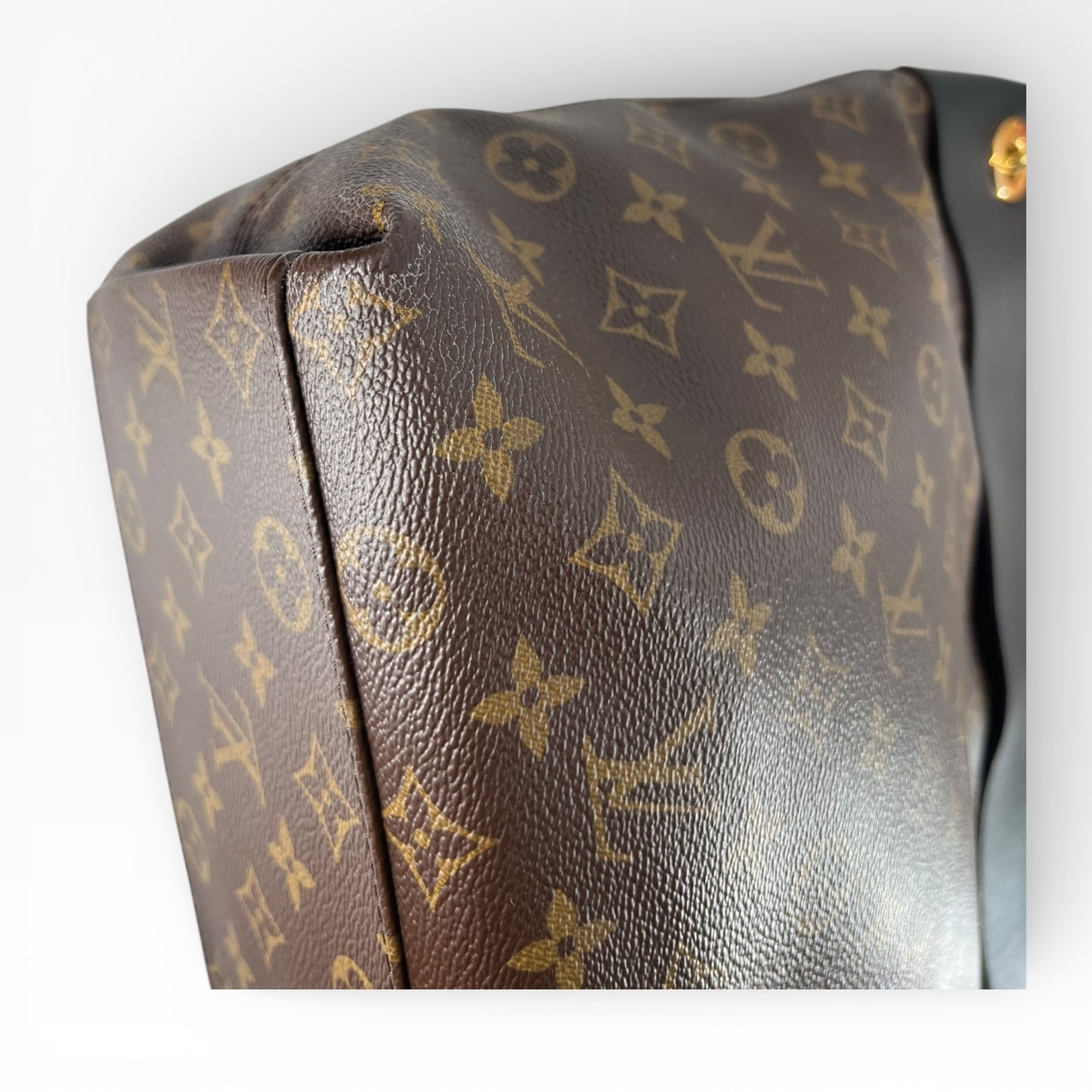 Louis Vuitton Tuileries - Monogram Canvas