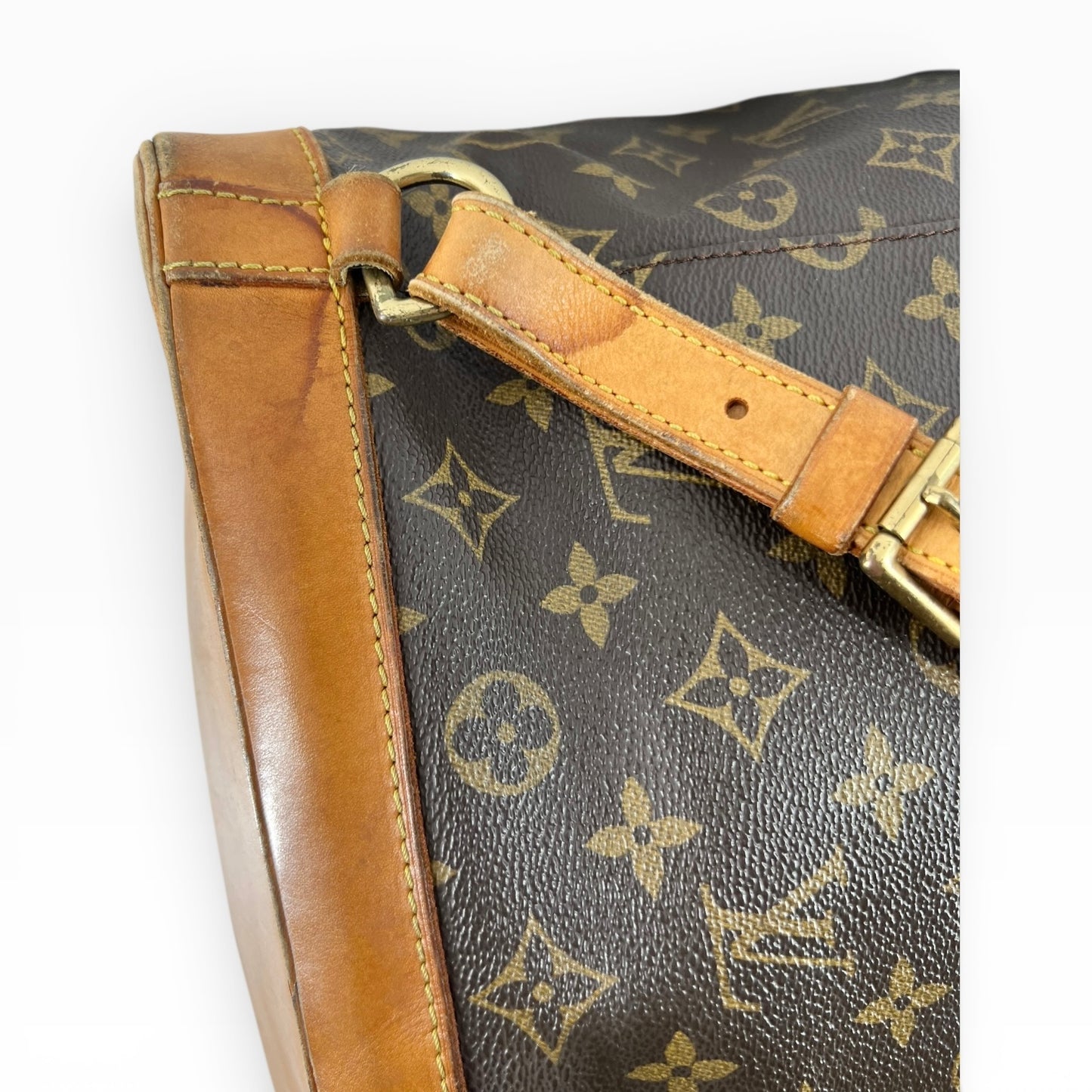 Louis Vuitton Montsouris GM - Monogram Canvas