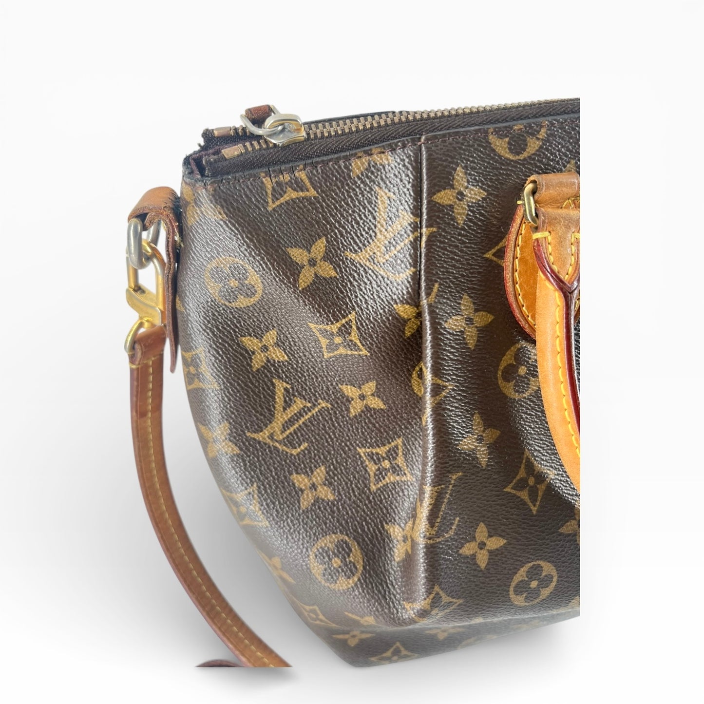 Louis Vuitton Turenne MM – Monogram Canvas