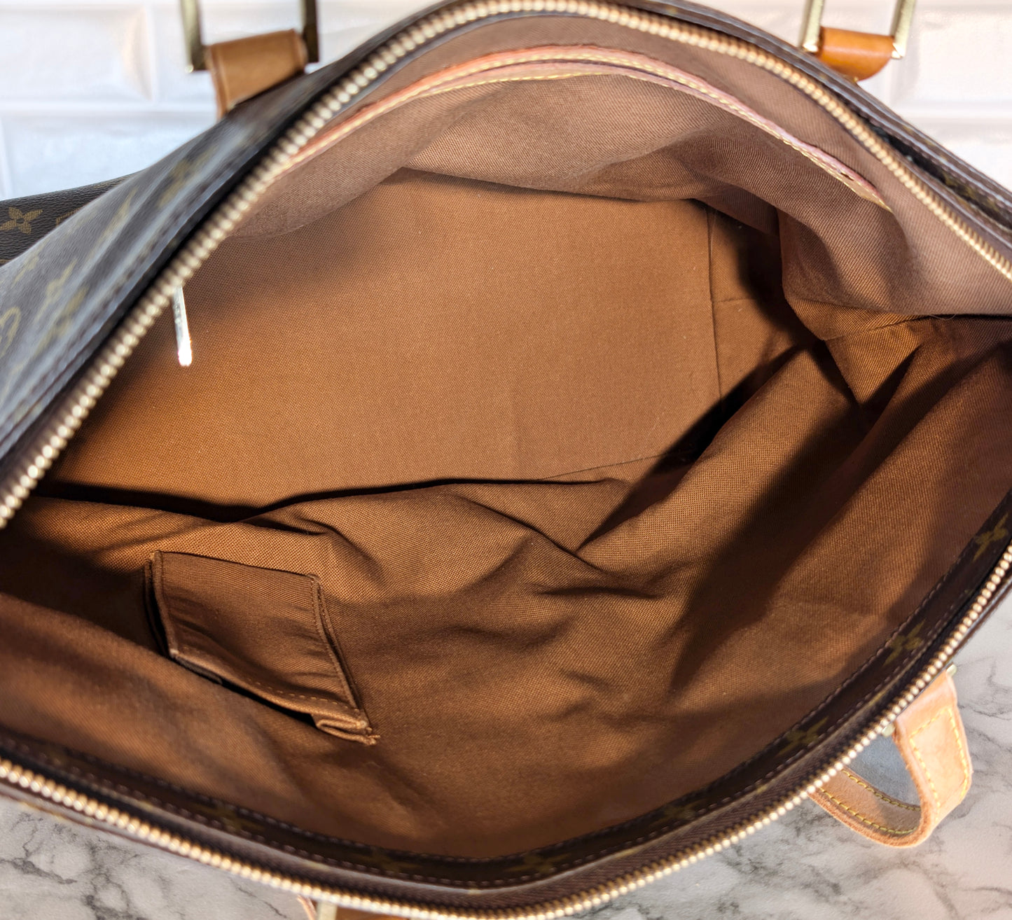 Louis Vuitton Cabas Mezzo - Monogram Canvas