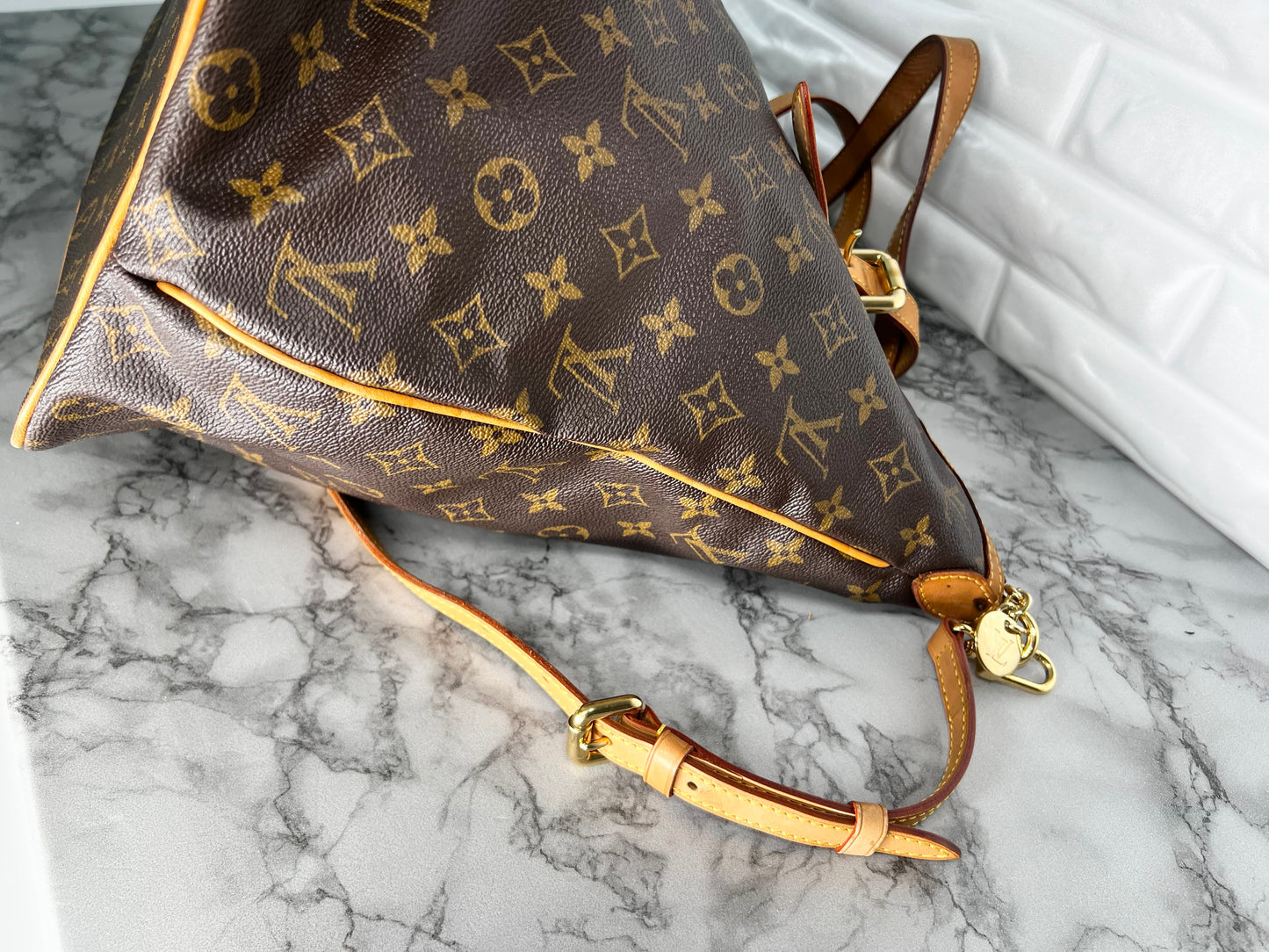 Louis Vuitton Palermo GM - Monogram Canvas