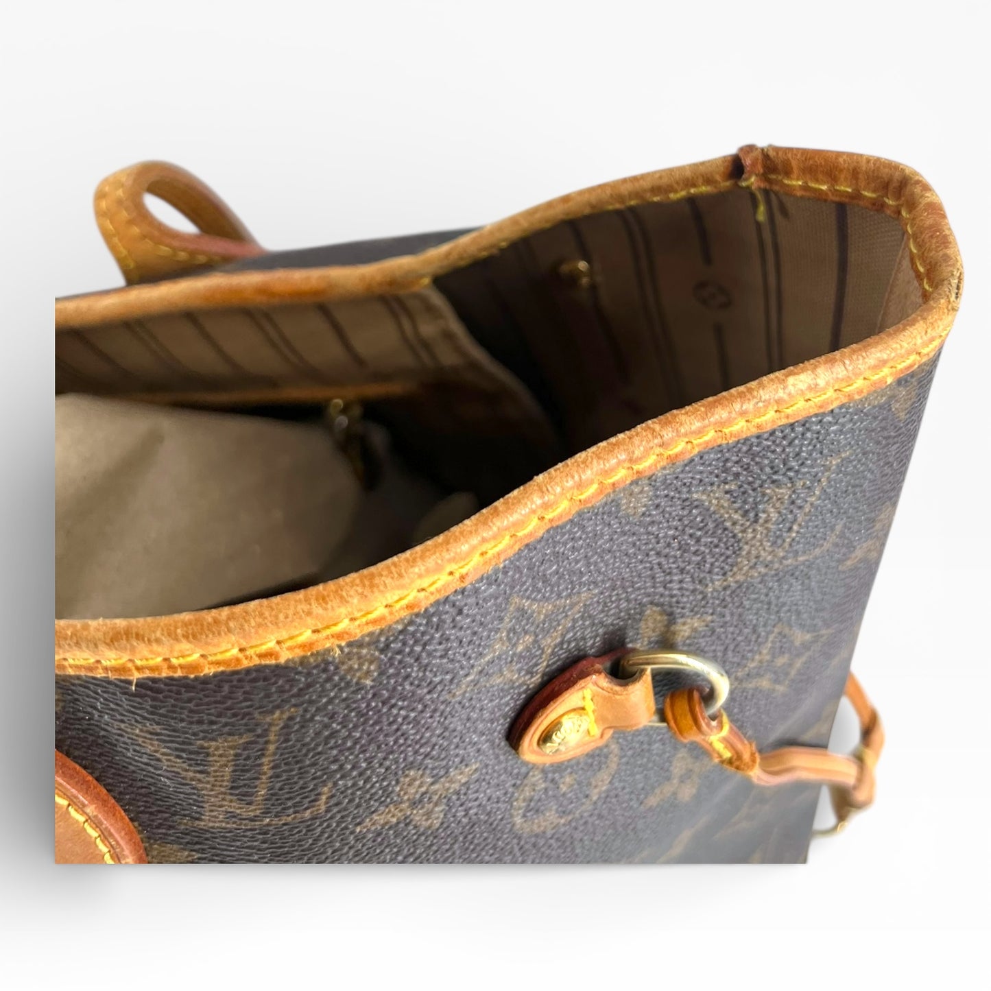 Louis Vuitton Neverfull MM - Monogram Canvas