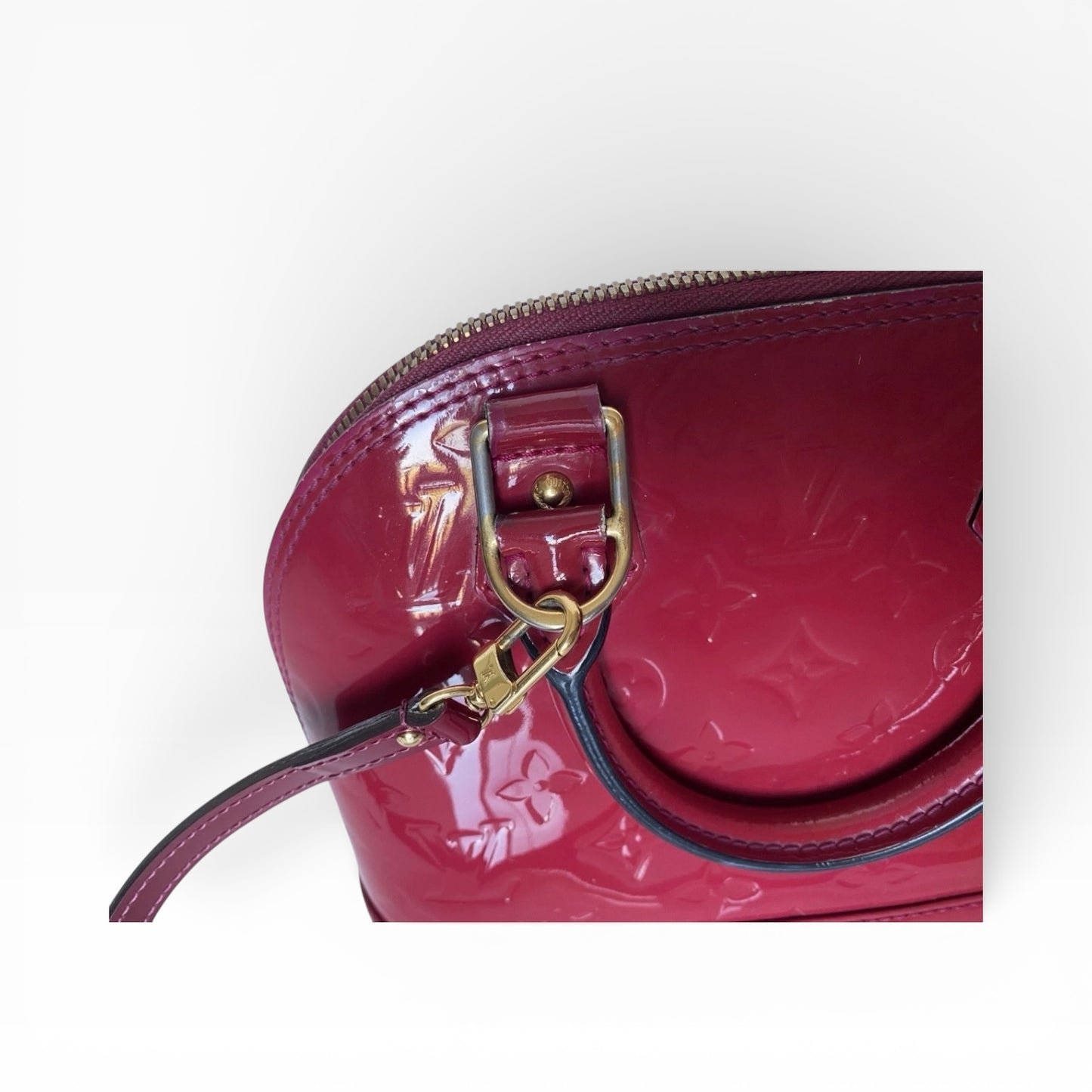 Louis Vuitton Alma BB – Monogram Vernis in strahlendem Fuchsia