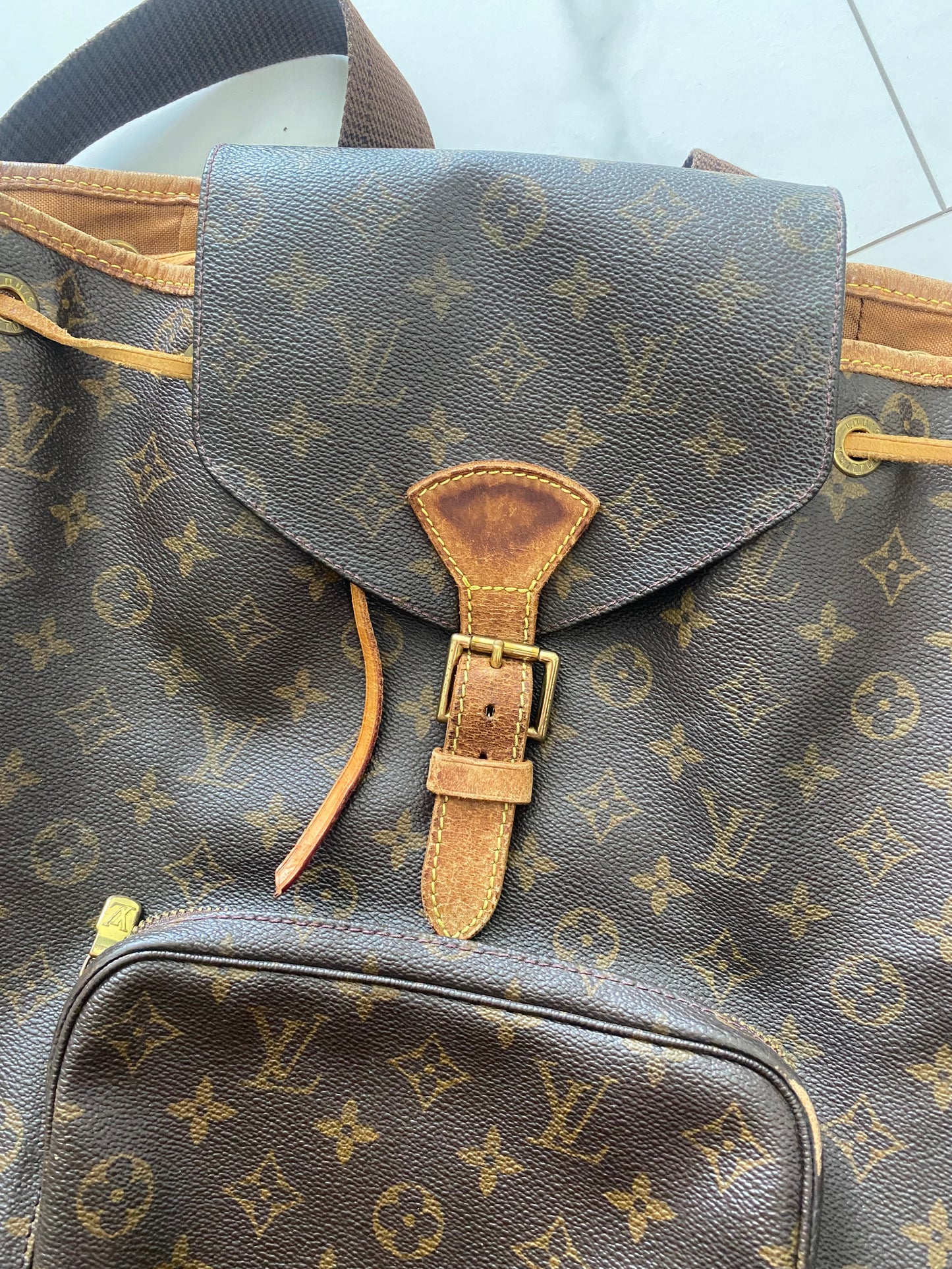 Louis Vuitton Montsouris GM Monogram Canvas