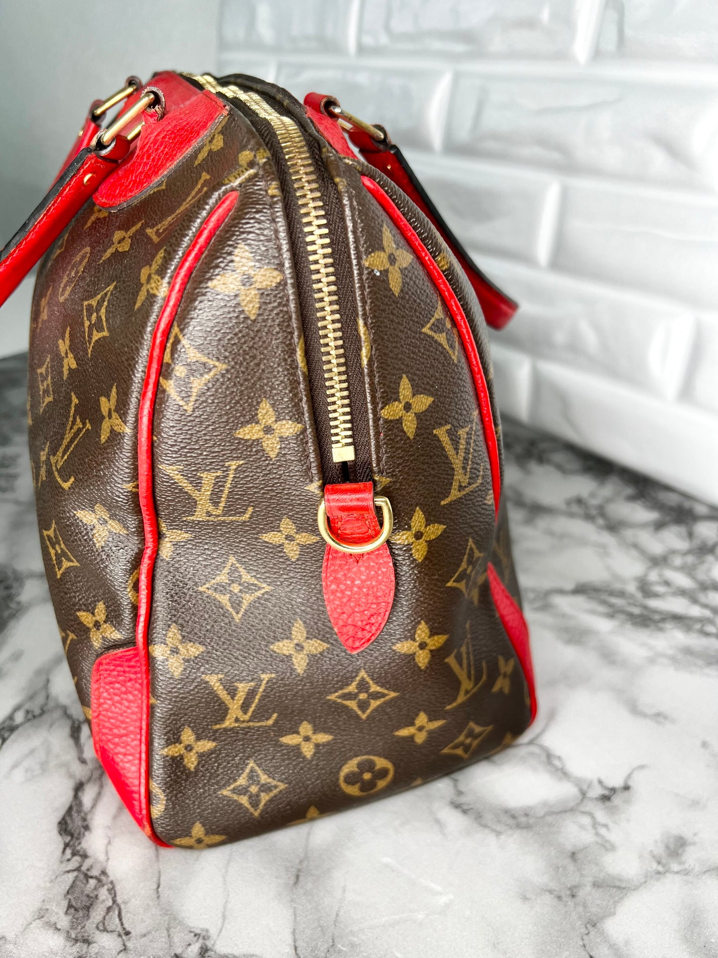 Louis Vuitton Retiro NM - Monogram Canvas / Rot