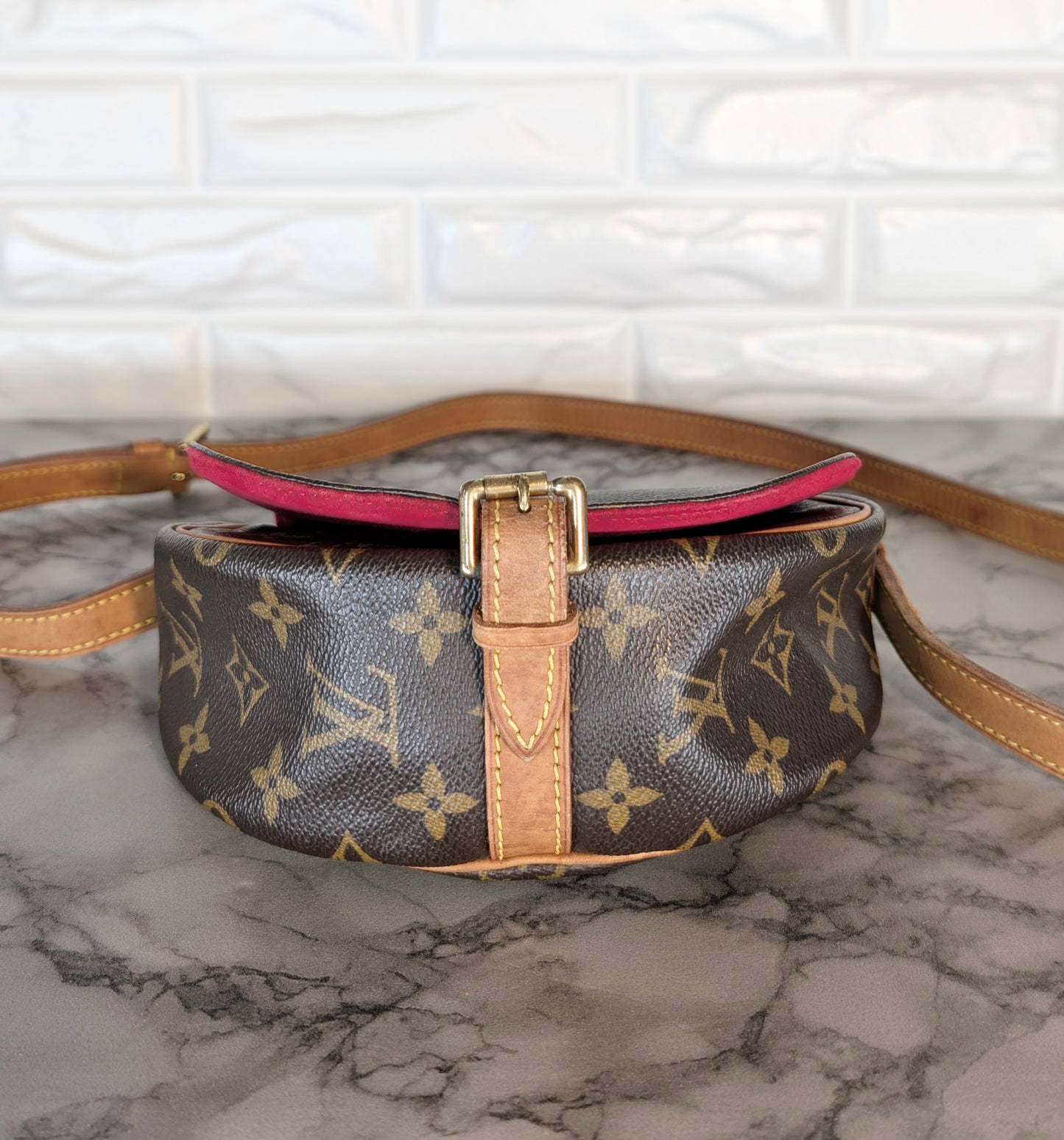 Louis Vuitton Tambourine - Monogram Canvas