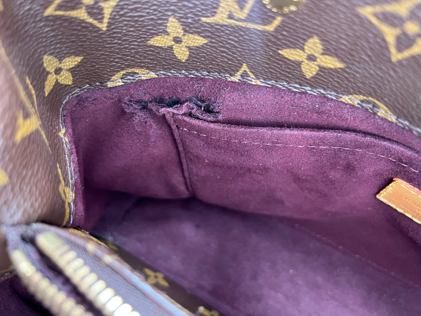 Louis Vuitton Montaigne MM - Monogram Canvas