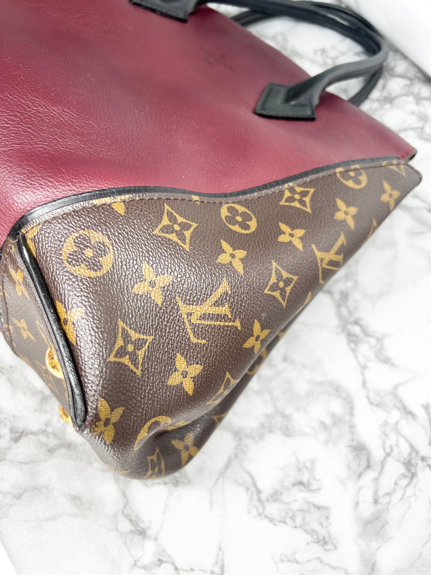 Louis Vuitton W Tote - Kalbsleder & Monogram Canvas