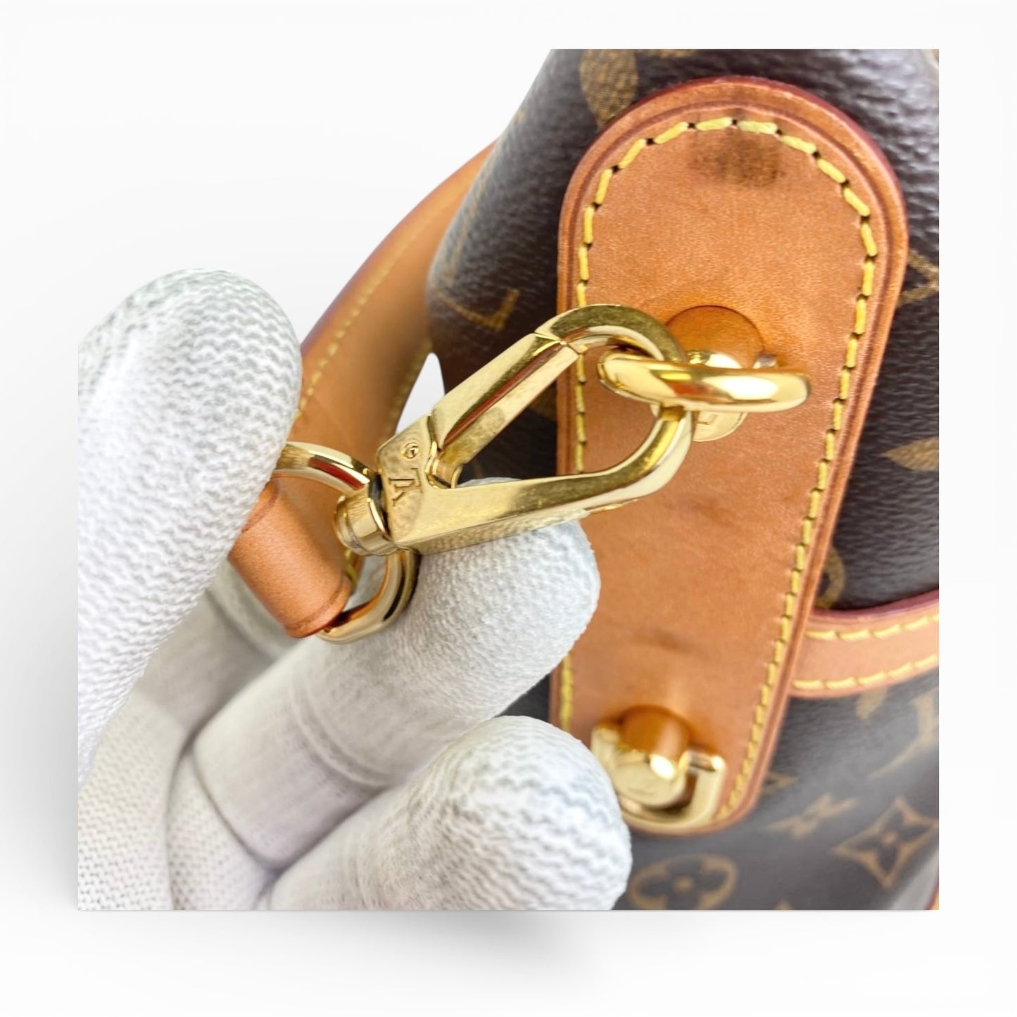 Louis Vuitton Duffle Bag 2 Way - Monogram Canvas