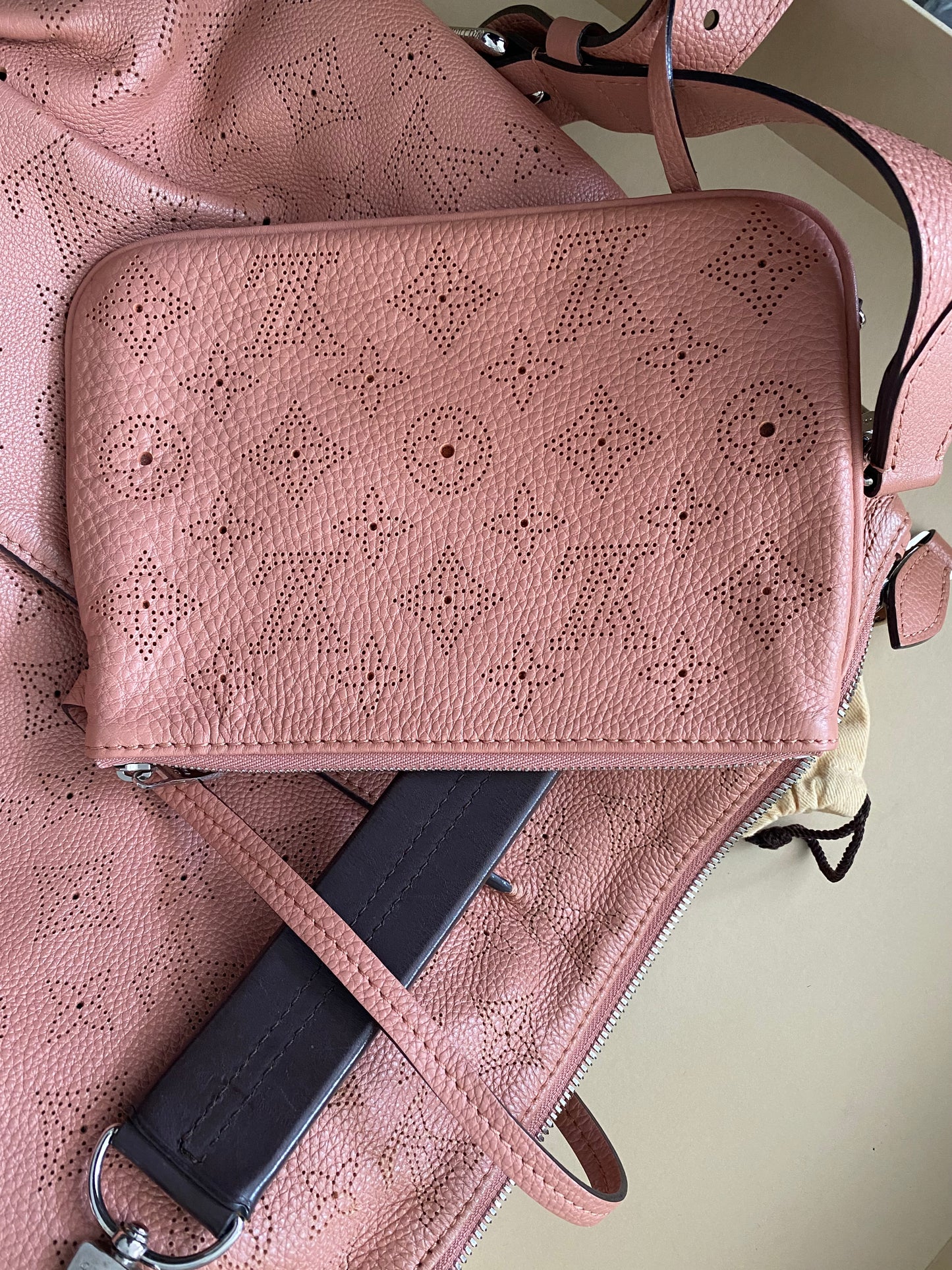 Louis Vuitton Sélène Mahina PM