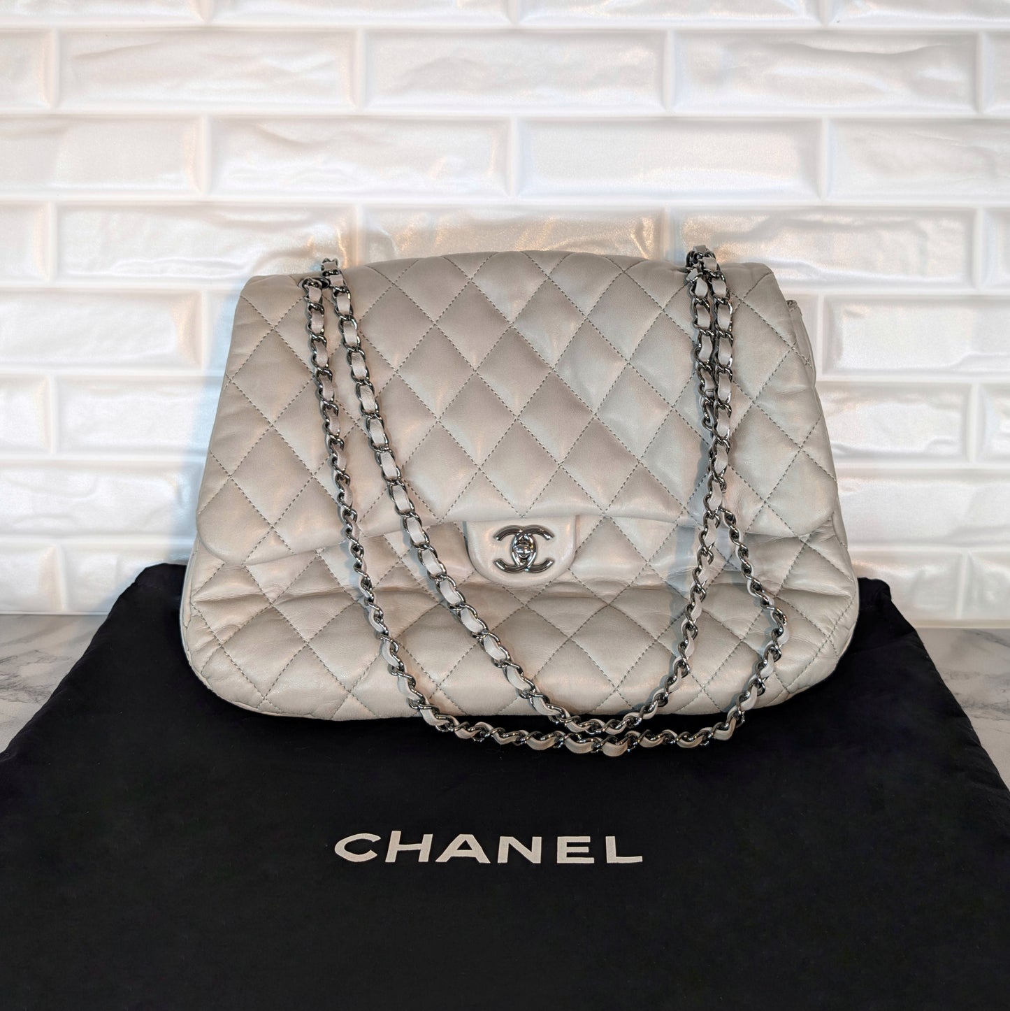 Chanel Jumbo 3 Accordion Flap Bag - Lammleder Ruthenium