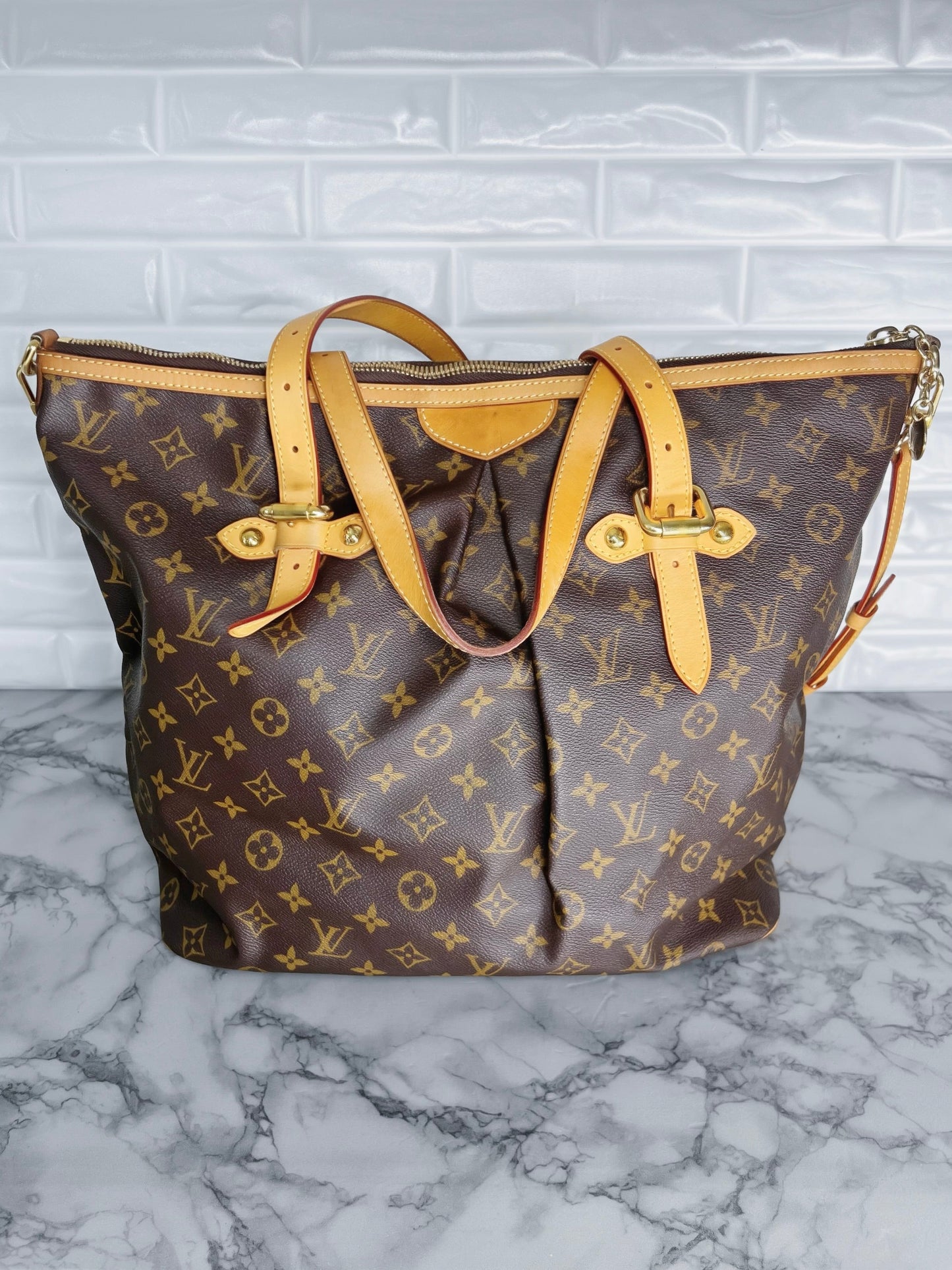 Louis Vuitton Palermo GM - Monogram Canvas