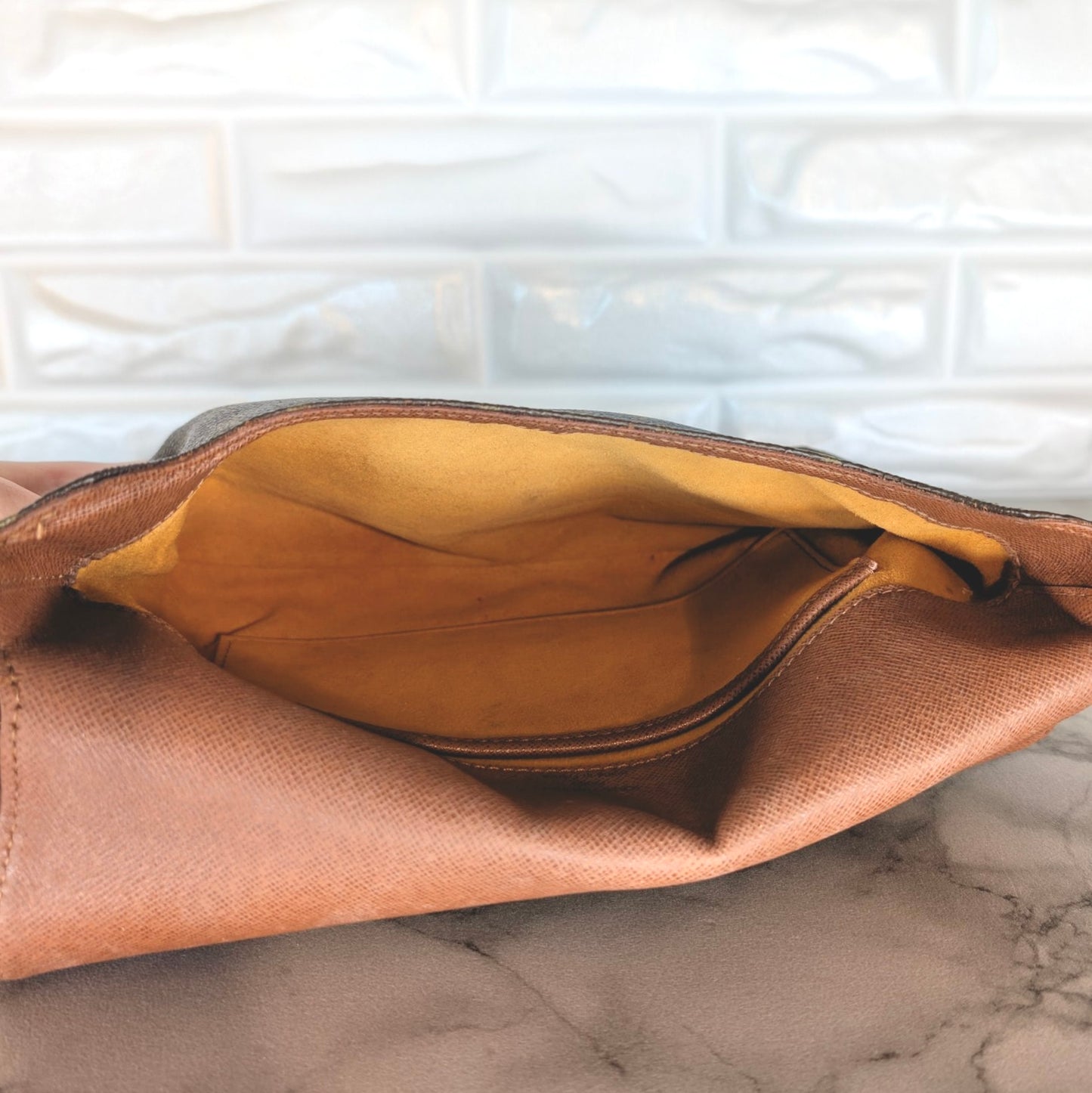 Louis Vuitton Musette Tango - Monogram Canvas