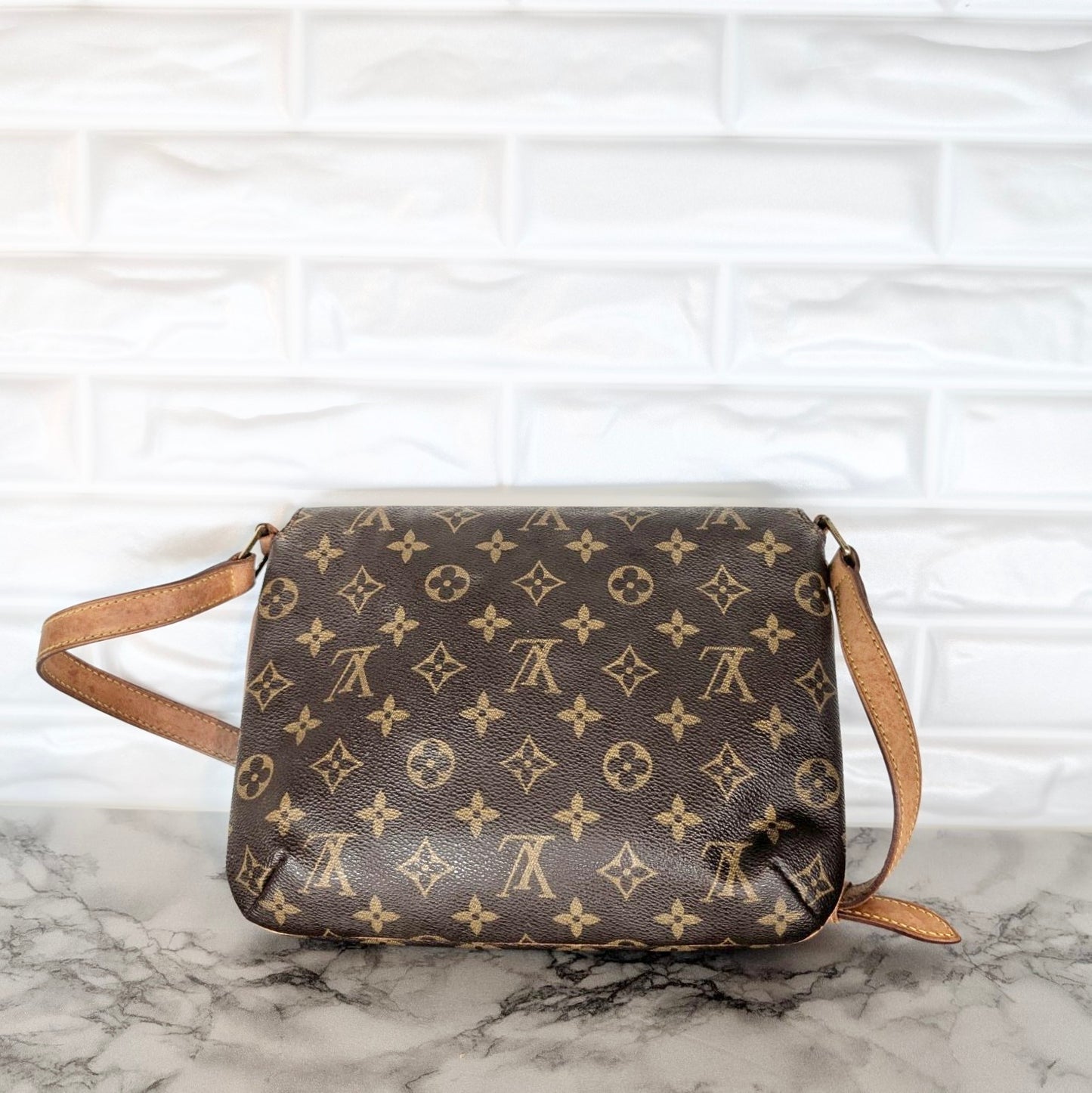 Louis Vuitton Musette Tango - Monogram Canvas