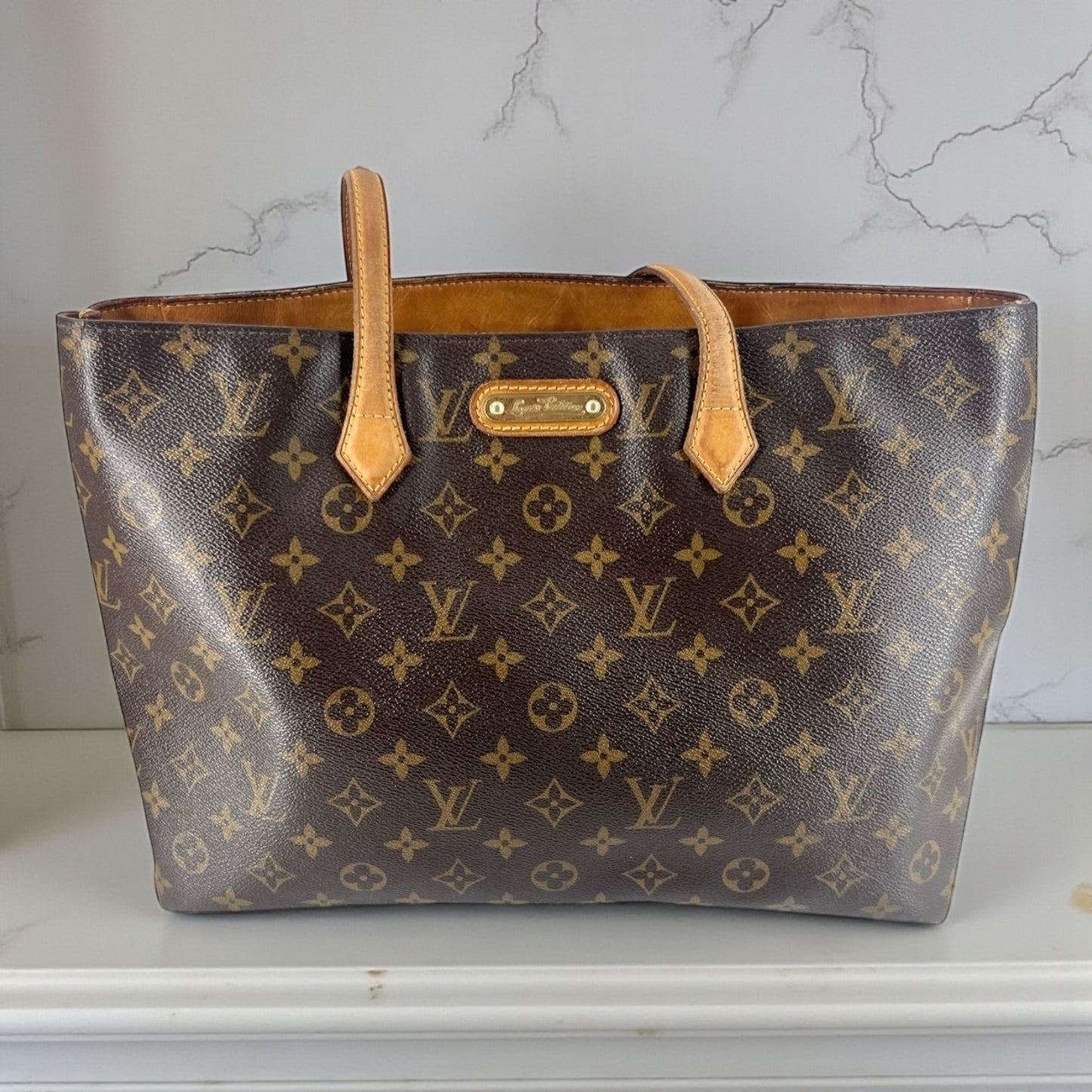 Louis Vuitton Wilshire MM - Monogram Canvas
