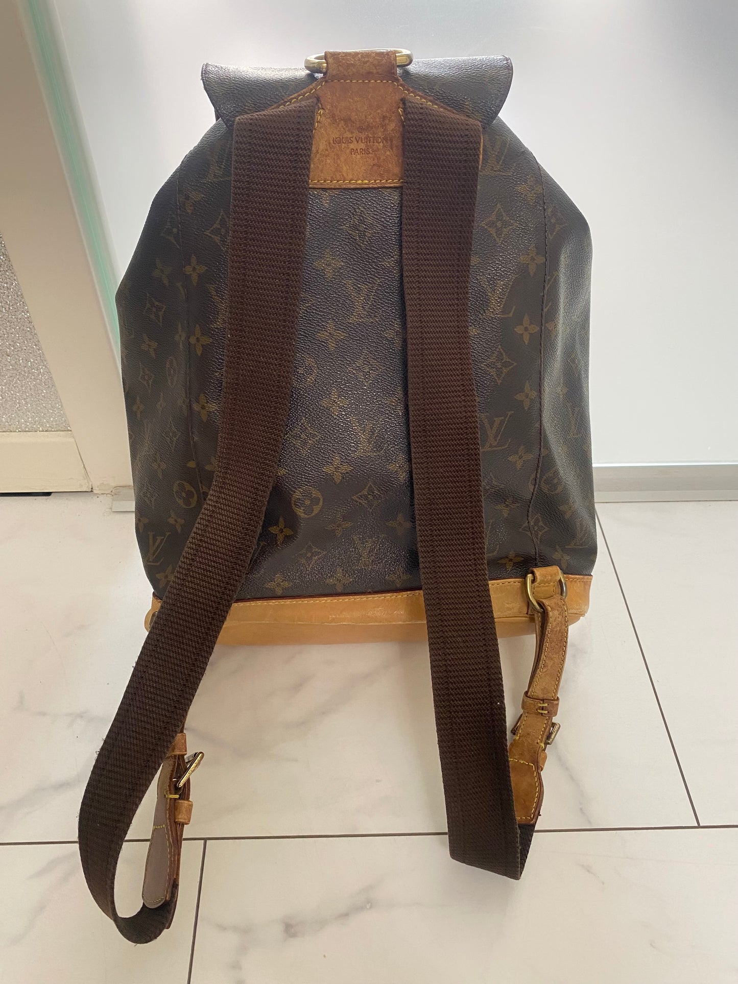 Louis Vuitton Montsouris GM Monogram Canvas