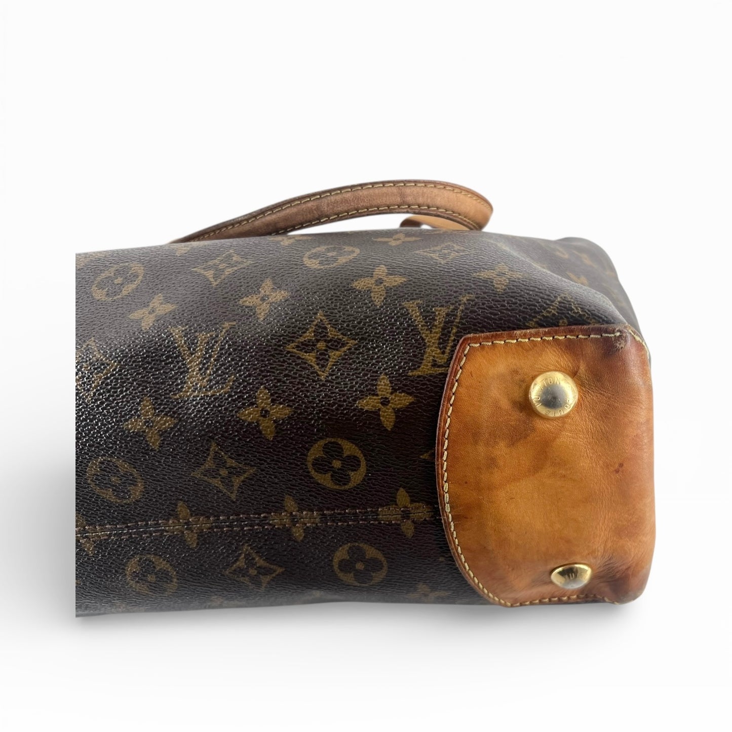 Louis Vuitton Wilshire MM - Monogram Canvas