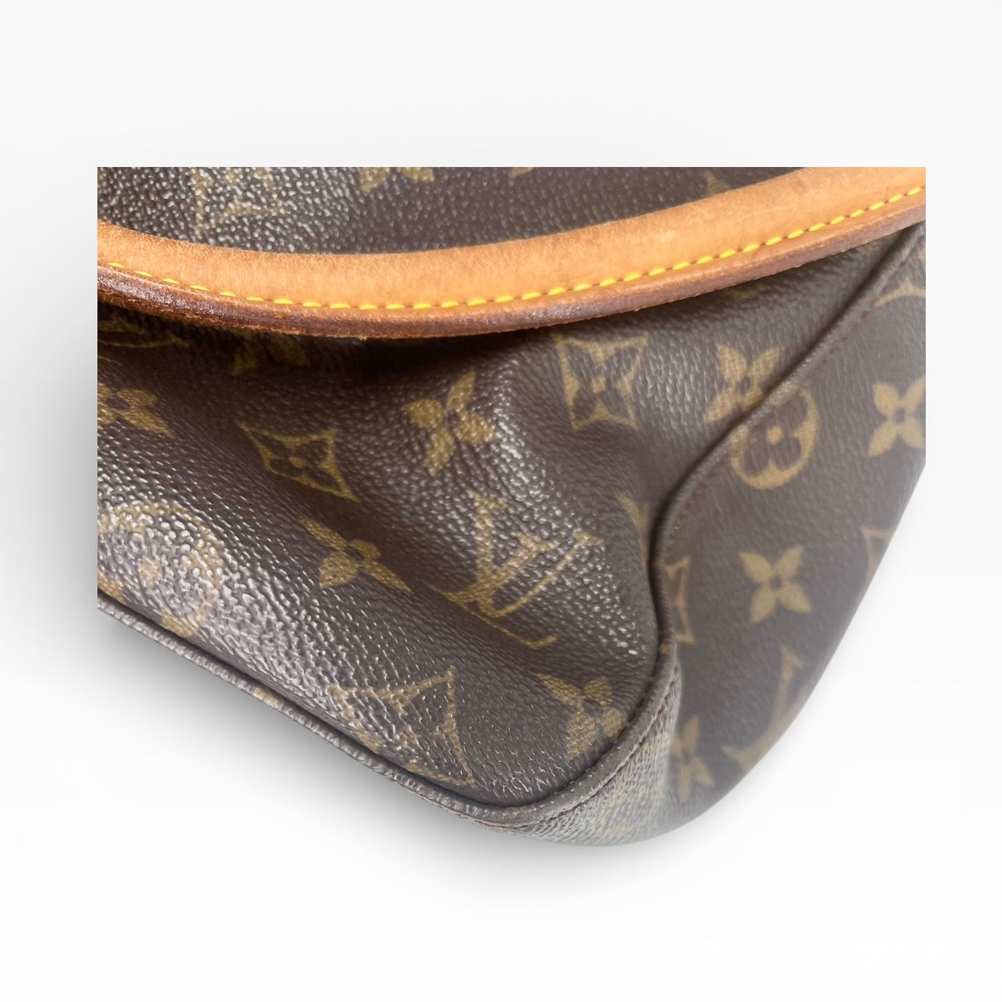 Louis Vuitton Looping GM - Monogram Canvas